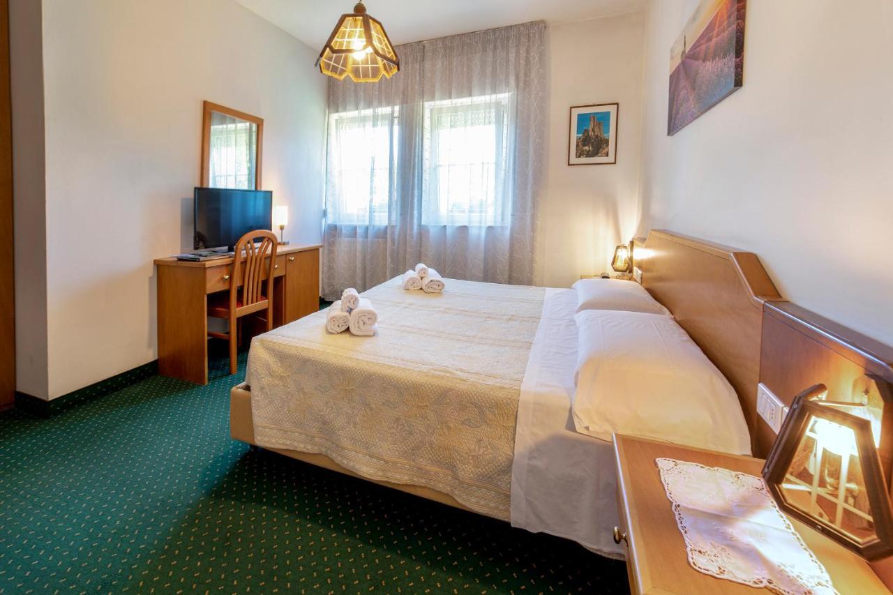 Hotel Ristorante Sagittario Feltre Luaran gambar