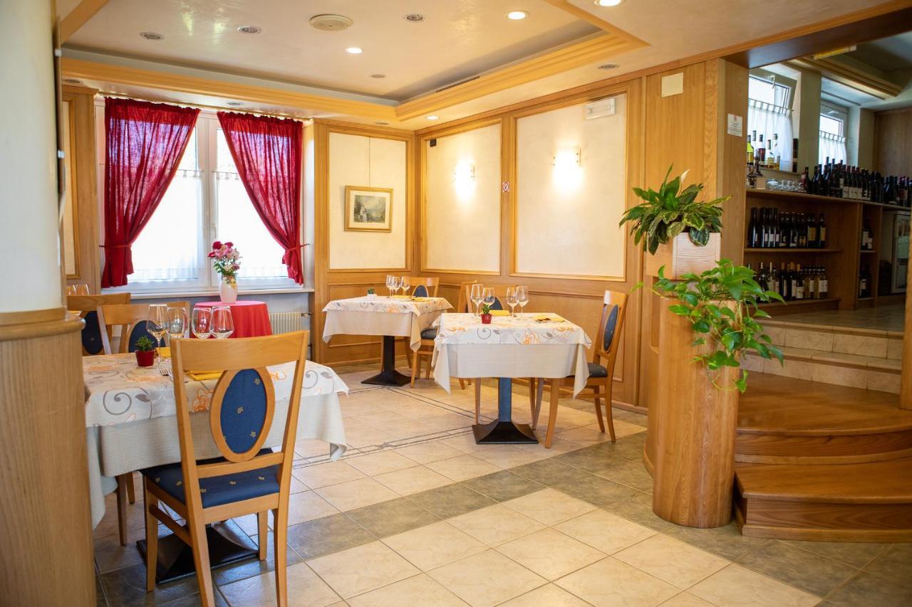 Hotel Ristorante Sagittario Feltre Luaran gambar