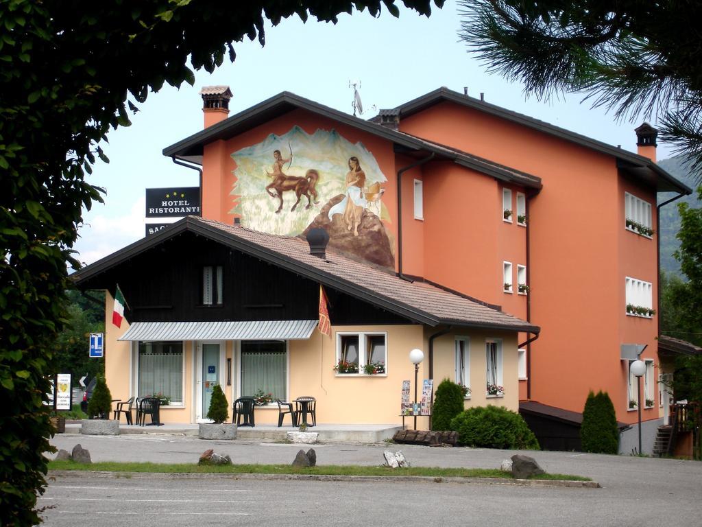 Hotel Ristorante Sagittario Feltre Luaran gambar