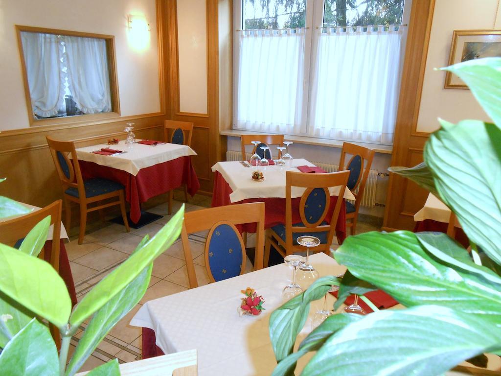Hotel Ristorante Sagittario Feltre Luaran gambar