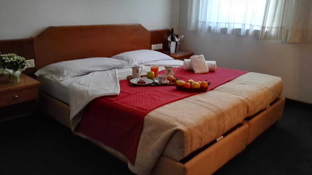 Hotel Ristorante Sagittario Feltre Luaran gambar